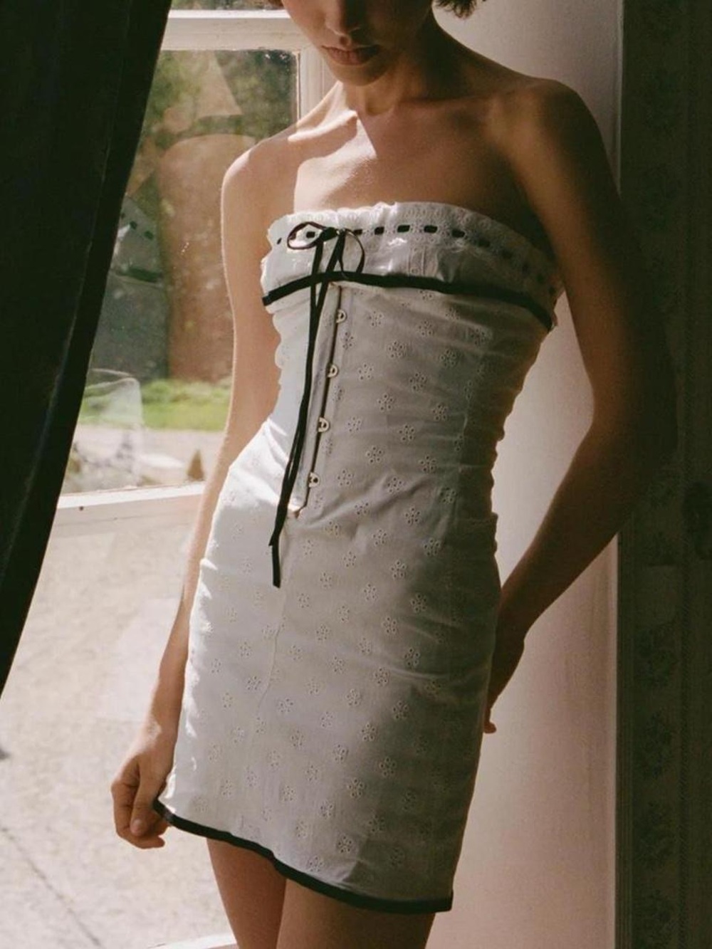 With Jean SABRIN DRESS | WHITE EMBROIDERY SIZE XXS